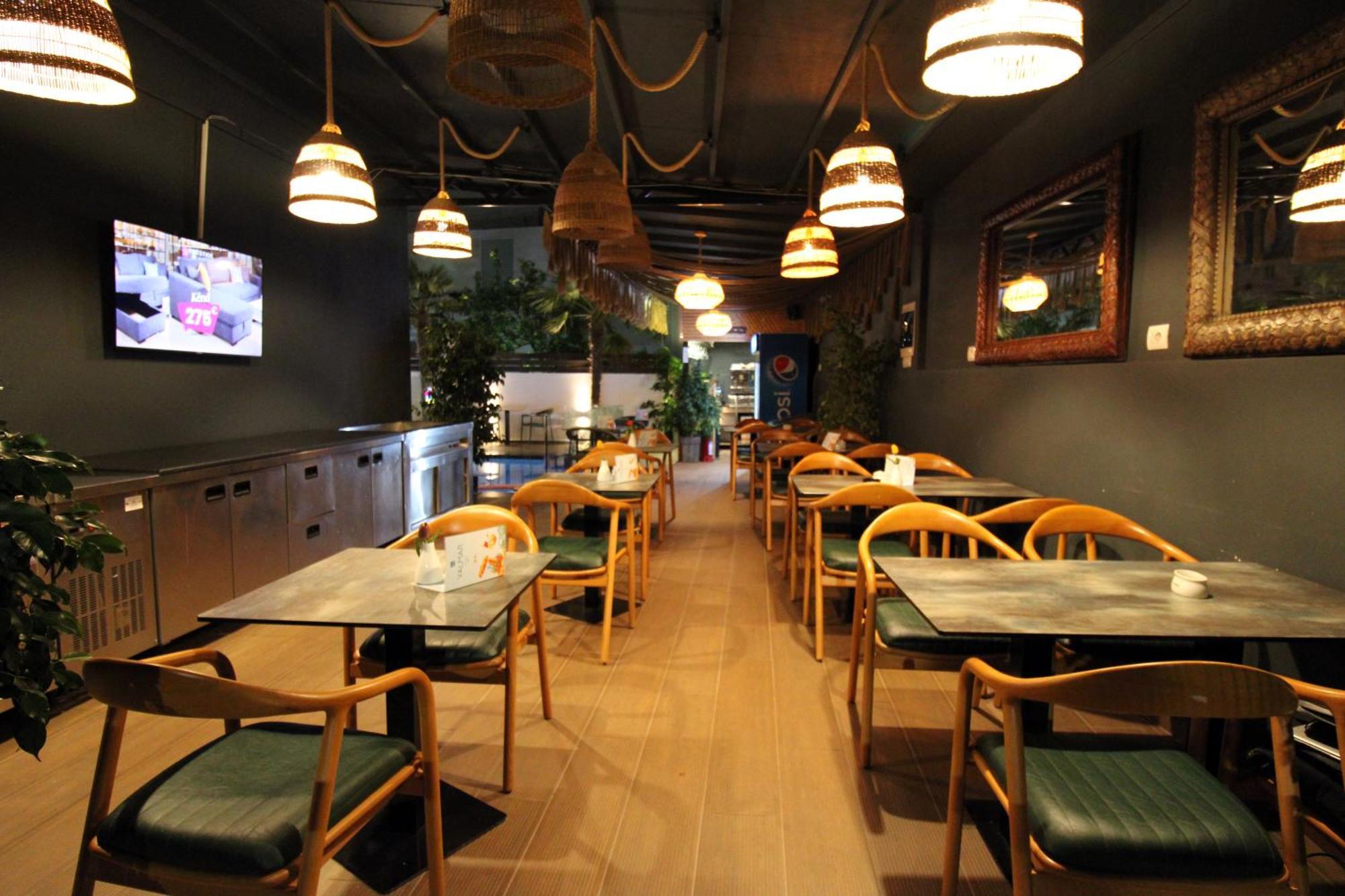 Hotell Valmar Ksamil
